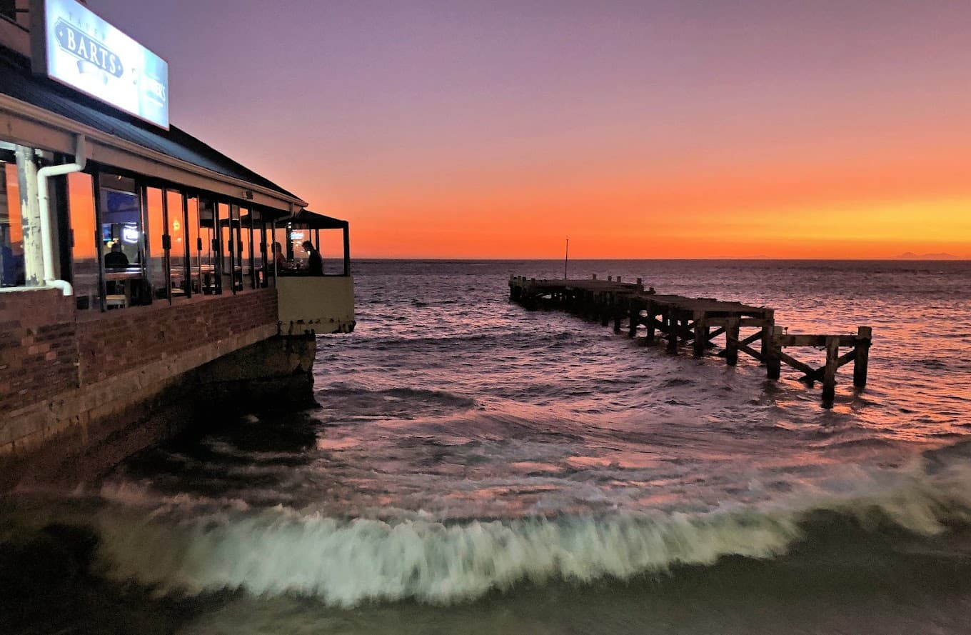 Bart’s Tavern logo