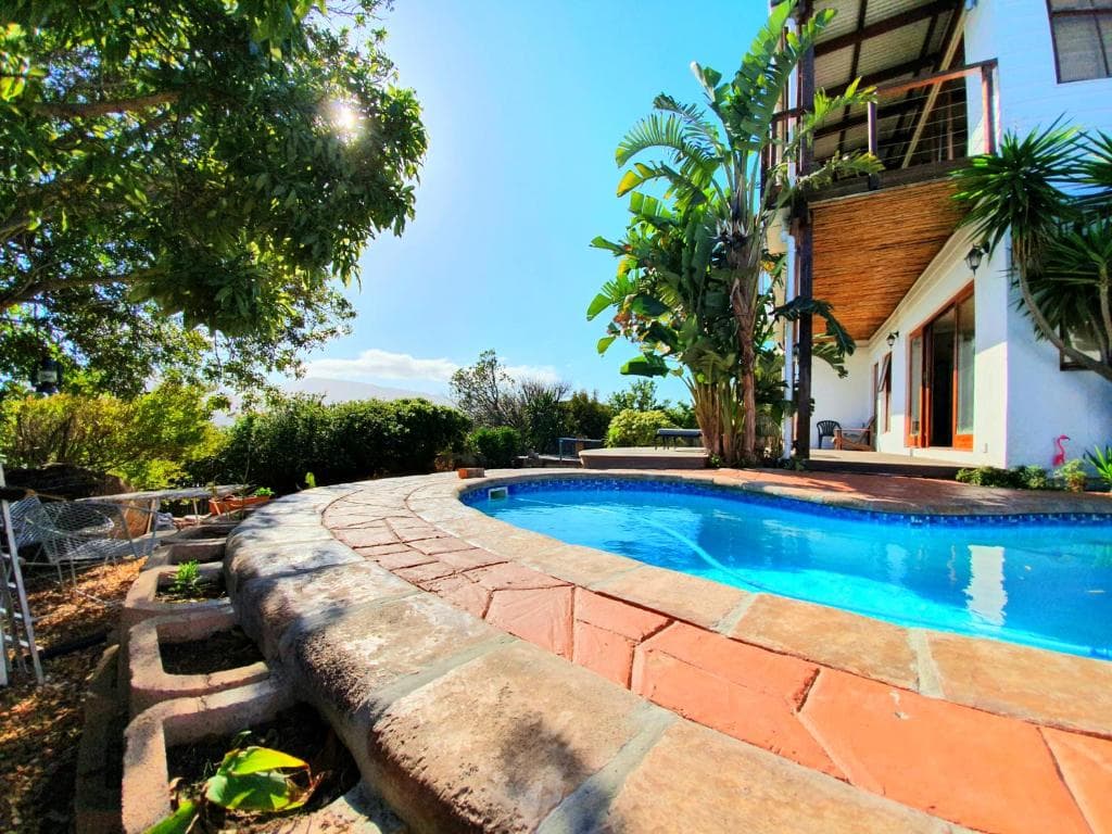 Happy Home Woodstock  logo