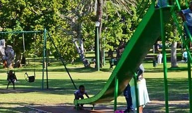 Trafalgar Park logo