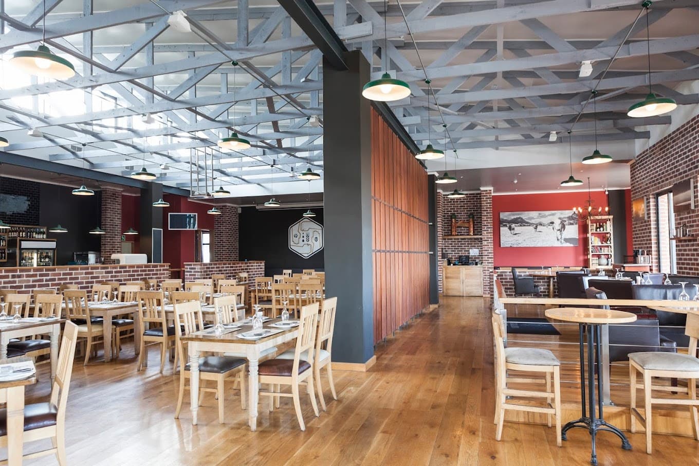 Woodstock Grill & Tap logo