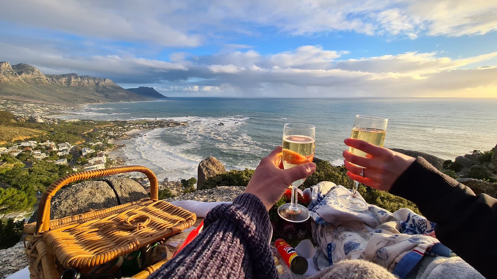 The Rock Cape Town logo