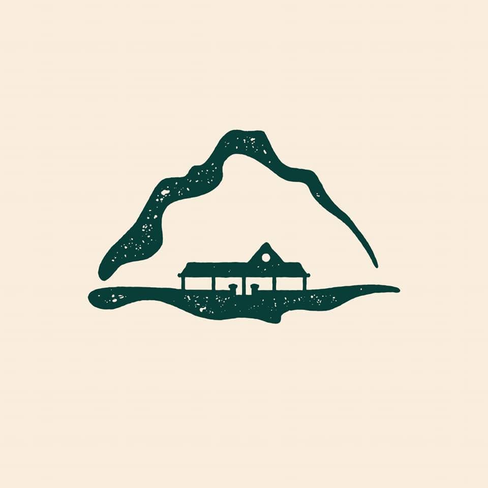La Petite Ferme logo